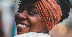 Immigrato (o straniero)